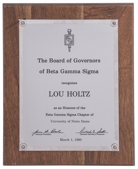 1990 Beta Gamma Sigma Notre Dame Chapter Honoree Plaque Presented To Lou Holtz (Holtz LOA)
